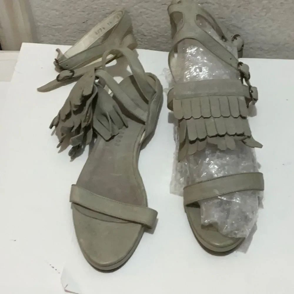 Freda Salvador Kiltie Fringe Strappy Gladiator Leather Sandals Size US 6.5
